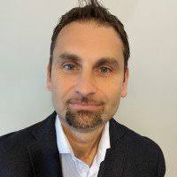 Robert Nagy (@robertcsnagy)