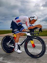 De beste borden van alfred campenaerts. Victor Campenaerts On His Way To The Final Day Itt Victory At Tirreno Adriatico Lotto Soudal Cycling Team Lotto