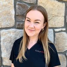 Samantha Mickelson's Instagram, Twitter & Facebook