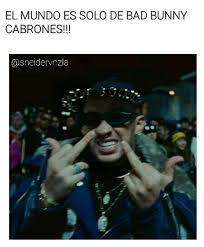 La canción bad bunny 2021 es una de las mejores y más populares, porque es bueno escucharlas. El Mundo Es De El In 2021 Cool Album Covers Bunny Wallpaper Bunny Fashion