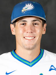 Kyle Machado's Instagram, Twitter & Facebook