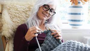 A guide to contemporary usage. Complete Beginners Guide To Knitting The Crochet Crowd