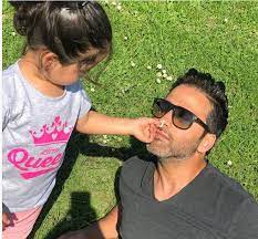 إلهام الفضالة , طيف , شهاب جوهر , خالد العجيرب , في الشرقاوي , عبدالله الطليحي. Ø¹Ø¨Ø¯Ø§Ù„Ù„Ù‡ Ø§Ù„Ø·Ù„ÙŠØ­ÙŠ ÙŠØ±Ø²Ù‚ Ø¨Ù…ÙˆÙ„ÙˆØ¯Ù‡ Ø§Ù„Ø«Ø§Ù†ÙŠ Ø´Ø§Ù‡Ø¯ Ø£ÙˆÙ„ ØµÙˆØ±Ø© Ù„Ù‡