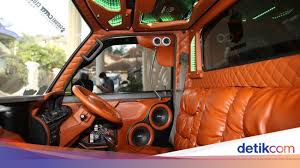 57 modifikasi mobil pick up suzuki futura warna putih terupdate via. Keren Petani Di Bandung Modif Mobil Pickup Seperti Tempat Dugem