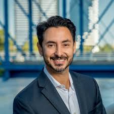 Today, I want to recognize a great leader that had put the name of the…