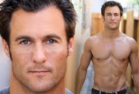 Dominic Renda's Instagram, Twitter & Facebook