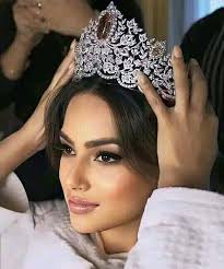 MISS UNIVERSO 2021 Harnaaz Sandhu😍