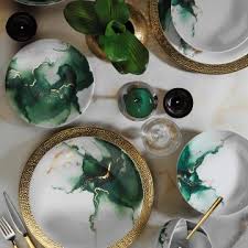 24 parçadan oluşan yemek seti. Kutahya Porselen 24 Parca Yemek Takimi 10714