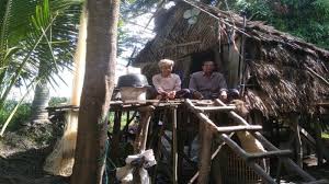 Sule dan lina memang telah bercerai secara resmi pada september 2018 lalu. Https Sumsel Tribunnews Com 2021 07 01 Video Mbak You Meninggal Dunia Sempat Pingsan Di Rumah Sebelum Dilarikan Ke Rumah Sakit Https Cdn 2 Tstatic Net Sumsel Foto Bank Images Mbak Your Ramal Anak Nagita Raffi Jpg Mbak You Meninggal Dunia