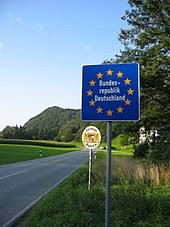 Its members have a combined area of 4,233,255.3 km2 (1,634,469.0 sq mi). Europaische Union Wikipedia