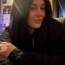 falloutnewvegas · 94M threads