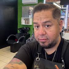 Who are great barbers in St Augustine for beard trimming and walk-ins?