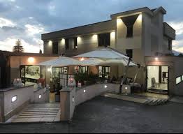 Castellammare 7 Farine Prima Pizzeria Slow Food I Titolari Siamo Onorati Di Essere Entrati In Un Circuito Di Qualita Il Corrierino