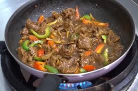 Setelah seluruh bahan diatas anda beli dan kumpulkan, terakhir yaitu memasaknya dan anda. Cara Membuat Daging Kambing Lada Hitam Mudah Dan Mantap Di Lidah