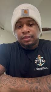 Tevin Nelson's Instagram, Twitter & Facebook