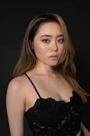 Gabrielle Roper's Instagram, Twitter & Facebook