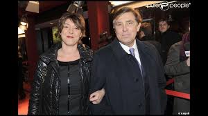 En 1975, il anime ses premières émissions de télévision sur antenne 2 : Ù…Ù‚ØµÙˆØ¯ Ø¯ÙŠÙƒÙˆØ± Ø¹Ù…Ù„ÙŠ Jean Pierre Foucault Age Outofstepwineco Com