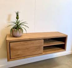 Daarnaast zijn de meubelen met fsc gekeurd hout gekapt en op meerdere manieren toegepast. Indoteak Teak Meubelen Is 4000m2 In Alphen Ad Rijn En Doetinchem