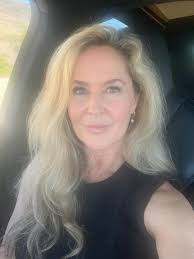 Leslie from Ringgold Ga