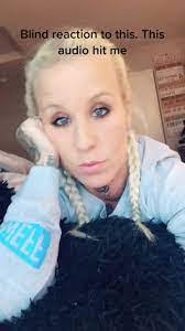 Coral Nash's Instagram, Twitter & Facebook