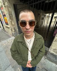 Big boat shoe guy💪