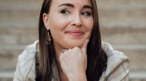 Melissa Petrick's Instagram, Twitter & Facebook