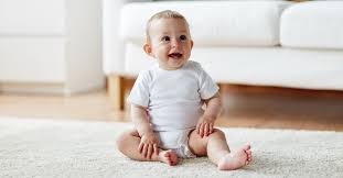 Wenn es im hochstuhl sitzt, sollte dein baby seine aufrechte position gut halten können und auf keinen fall in sich zusammensacken. Wann Beginnt Baby Zu Sitzen