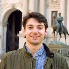 Avery Weiss's Instagram, Twitter & Facebook