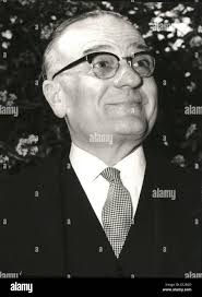 George mavros hi-res stock photography and images