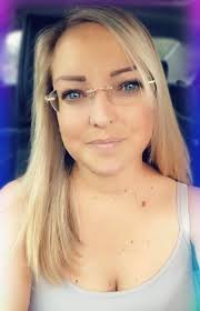 Could some one please put my little lady in a field of sunflowers or some  sort of sunflowers please and thank-you so much ur all amazing at what u do  xx