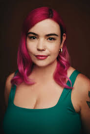 Alison Griggs's Instagram, Twitter & Facebook