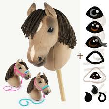Der lipizzaner wird 1786 zum ersten mal erwähnt und ist die älteste kulturpferderasse der welt. Hobby Horse Nahen Schnittmuster Zubehor Stickdateien Kullaloo
