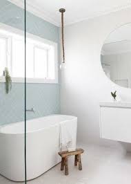 wat een super lieve maar strakke uitstraling badkamer tegels blauw lief interieur styling advies bathro badkamer badkamer ontwerp badkamerideeen