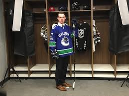 After 126 games and four years in utica, it looks like kole lind may soon finally get his chance to suit up the 33rd overall pick in the 2017 draft was called up to the canucks' taxi squad on april 2, and. Lind Taken In The Second Round Of The Nhl Draft By Vancouver Kelowna Rockets