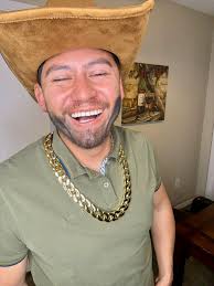 Vázquez Emmanuel added a new photo.