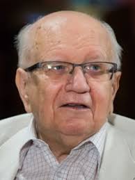 Karel pacner, který je českou jedničkou v popularizaci kosmonautiky, přináší v nejnovější rozsáhlé publikaci fakta o tajném souboji vědy a techniky dvou světových velmoci o dobytí vesmíru. Karel Pacner Lide Ceska Televize