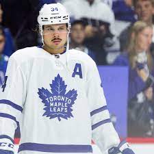 6 ft 3 in (191 cm). Maple Leafs Auston Matthews Charged For Disorderly Conduct In Arizona Sports Illustrated