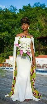 Robe De Mariage A L Africaine Robes De Mariee Africaine Robe Africaine Mariage Robe De Mariage