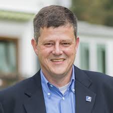 Er ist sozusagen ein politischer spätzünder. Florian Van Der Bellen Owner Managing Director Van Der Bellen International Ltd Tbilisi Georgia Xing
