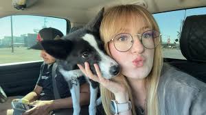 So I've been asked to play golf next week which I don't often do🤦🏻 So me  & Badger are getting a bit of practice in 🐾