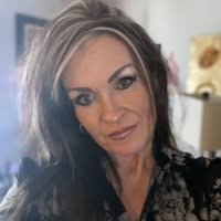 400+ "Featherstone" profiles