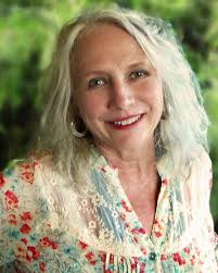 Emily Ferry's Instagram, Twitter & Facebook