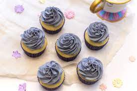 Fill the bag with white or another color of icing. The Grey Stuff Buttercream Frosting Inspired By Beauty And The Beast