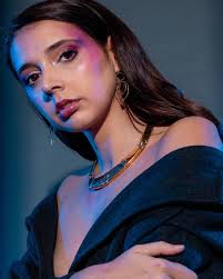 A mother's love is never-ending... ❤️#photography #digitalphotography  #maternityphotography #artistsoninstagram #artist #photographer #moms  #portrait #portraitphotography