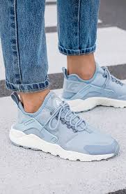 It blends perforated foam with mesh for enhanced elastic strap and rubber cage on the heel for a classic huarache look. Gunstige Nike Air Huarache Run Ultra Blau Grau Turnschuhe Billig Air Max