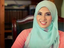 Jika dilihat secara garis besar, maka selingkuh memiliki arti menyimpan atau menyembunyikan sesuatu hal hanya demi kepentingan sendiri dan tidak diberitahukan pada pasangan. Gendang Perang