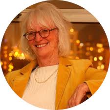 Sharon Welch's Instagram, Twitter & Facebook