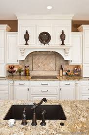Traditional White Kitchen Cabinets 108 Kitchen Design Ideas Org I Like Traditional White Kitchen Cabinets Kitchen Cabinets Decor White Kitchen Traditional