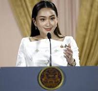 El rey de Tailandia da su visto bueno al nuevo Gobierno de ...