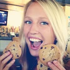 Caitlin Pullen-Kelly (@caitlinpullen)